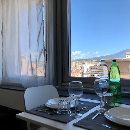 Etna Market View * Κατάνια